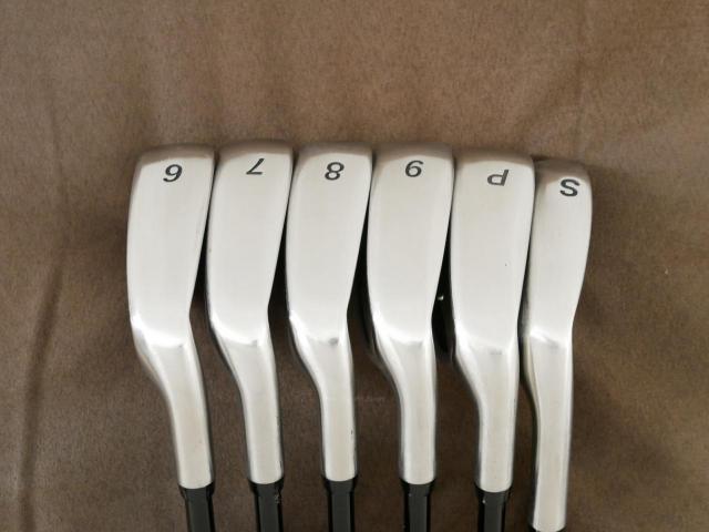 Iron set : PRGR : ชุดเหล็ก PRGR AS302 (ใบใหญ่ ตีง่าย) มีเหล็ก 6-Pw,Sw (6 ชิ้น) ก้านกราไฟต์ Flex R
