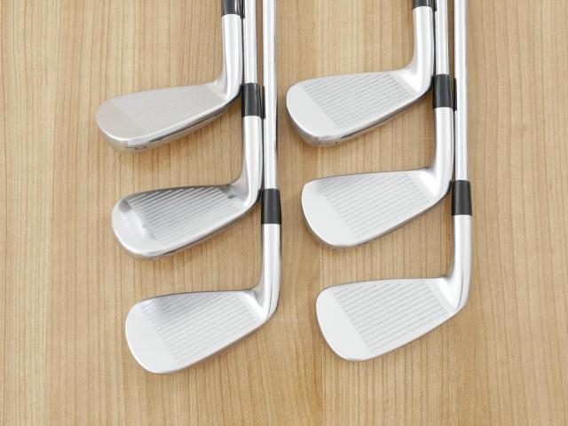 Iron set : Taylormade : ชุดเหล็ก Taylormade Gloire F2 Forged (รุ่นท๊อปสุด Japan Spec. ออกปี 2017) มีเหล็ก 5-Pw (6 ชิ้น) ก้านเหล็ก NS Pro Modus 105 Flex S