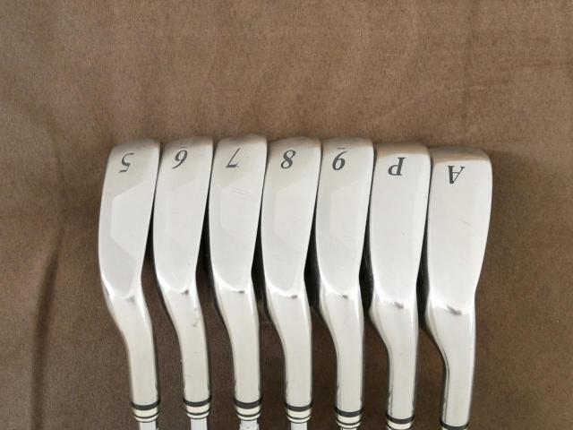 Iron set : XXIO : ชุดเหล็ก XXIO 7 (ตีง่ายมาก ไกล) มีเหล็ก 5-Pw,Aw (7 ชิ้น) ก้านเหล็ก NS Pro 920 Flex R