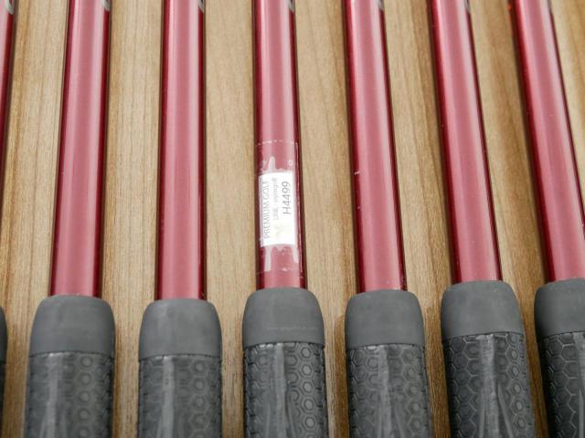 Iron set : PRGR : ชุดเหล็ก PRGR RS Red (รุ่นปี 2020 หน้าเด้ง ตีไกลมาก) มีเหล็ก 5-Pw,Aw,Sw (8 ชิ้น) ก้านกราไฟต์ Fujikura Speeder Evolution Flex R2