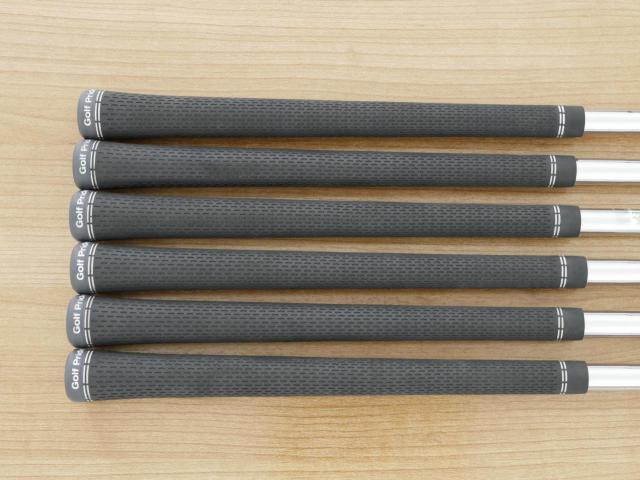 Iron set : Titleist : ชุดเหล็ก Titleist T400 (รุ่นล่าสุด ออกปี 2023 ตีง่ายที่สุด ไกลที่สุด) มีเหล็ก 6-Pw,43 (6 ชิ้น) ก้านเหล็ก NS Pro 880 AMC Flex S