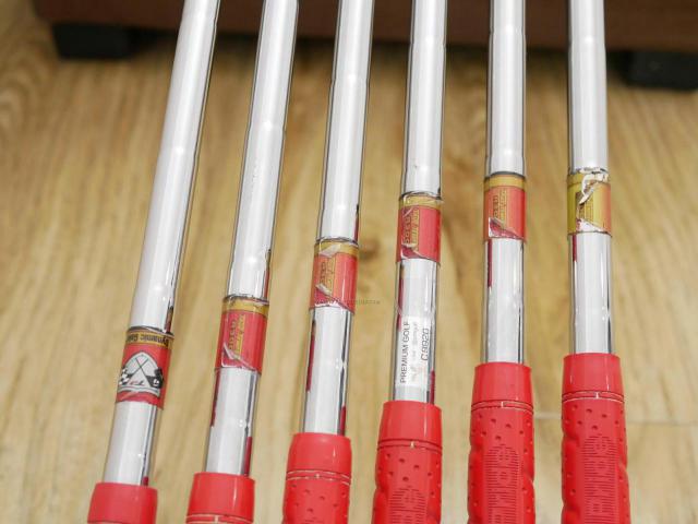 Iron set : Taylormade : ชุดเหล็ก Taylormade R7 TP มีเหล็ก 5-Pw (6 ชิ้น) ก้านเหล็ก Dynamic Gold R300