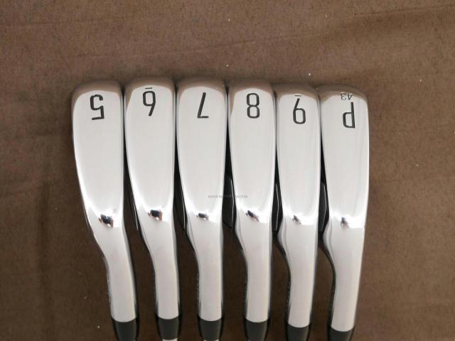 Iron set : Titleist : ชุดเหล็ก Titleist T200 Forged (รุ่นปี 2022 Japan Spec) มีเหล็ก 5-Pw (6 ชิ้น) ก้านเหล็ก NS Pro 880 AMC Flex S 