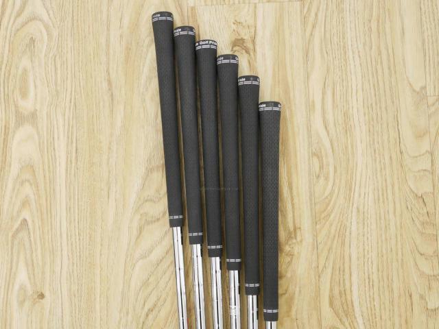 Iron set : Titleist : ชุดเหล็ก Titleist T200 Forged (รุ่นปี 2022 Japan Spec) มีเหล็ก 5-Pw (6 ชิ้น) ก้านเหล็ก NS Pro 880 AMC Flex S 