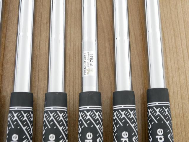 Iron set : Titleist : ชุดเหล็ก Titleist T200 Forged (ออกปี 2023 Japan Spec) มีเหล็ก 5-Pw (6 ชิ้น) ก้านเหล็ก NS Pro 950 NEO Flex S