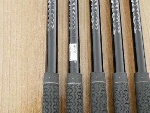 Iron set : PRGR : ชุดเหล็กกระเทย PRGR Egg PC (รุ่นปี 2019 ตีง่ายและไกลมากๆ โกงสุดๆ) มีเหล็ก 7-Pw,Aw (5 ชิ้น) ก้านกราไฟต์ M-37 Flex R