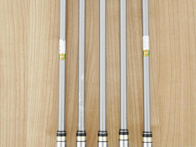 Iron set : PRGR : ชุดเหล็กกระเทย PRGR Egg PC (รุ่นปี 2019 ตีง่ายและไกลมากๆ โกงสุดๆ) มีเหล็ก 7-Pw,Aw (5 ชิ้น) ก้านกราไฟต์ M-37 Flex R