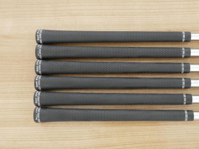 Iron set : Titleist : ชุดเหล็ก Titleist T100 Forged (รุ่นปี 2020) มีเหล็ก 5-Pw (6 ชิ้น) ก้านเหล็ก NS Pro Modus 105 Flex S