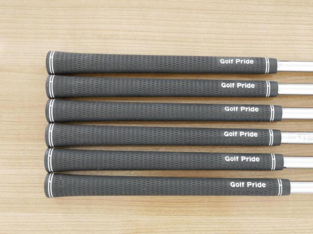 Iron set : Other Brand : ชุดเหล็ก Kamuiworks Forged มีเหล็ก 5-Pw (6 ชิ้น) ก้านเหล็ก NS Pro 950 NEO Flex S