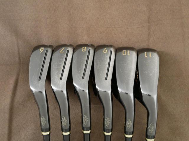 Iron set : Honma : ชุดเหล็ก Honma Beres Black Forged (ออกปี 2022 สวยมากๆ) มีเหล็ก 6-11 (6 ชิ้น เทียบเท่า 5-Pw) ก้าน ARMRQ MX Flex SR