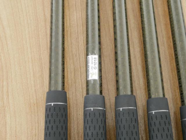 Iron set : Honma : ชุดเหล็ก Honma Beres IS-02 (หน้าเด้ง Forged) มีเหล็ก 7-11 (5 ชิ้น เทียบเท่า 6-Pw) ก้าน ARMRQ 6 (49) Flex R (2 ดาว)