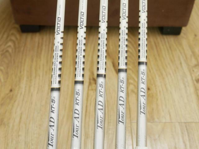 Iron set : Katana : ชุดเหล็กกระเทย Katana Voltio II G Series Hi (ตีง่ายมากๆ ไกลมาก) มีเหล็ก 7-Pw,Aw (5 ชิ้น ระยะเทียบเท่า เหล็ก 6-Pw) ก้าน Tour AD KT-5 Flex R