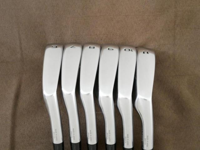 Iron set : Honma : ชุดเหล็ก Honma Tour World TR20P (ออกปี 2020) มีเหล็ก 6-11 (6 ชิ้น) ก้านกราไฟต์ Honma Vizard TR20-65 Flex R