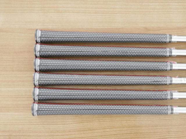 Iron set : Other Brand : **ของใหม่ ยังไม่แกะพลาสติก** ชุดเหล็ก Cobra King TEC Forged (ออกปี 2025) มีเหล็ก 5-Pw (6 ชิ้น) ก้านเหล็ก KBS S-Taper Lite Flex S