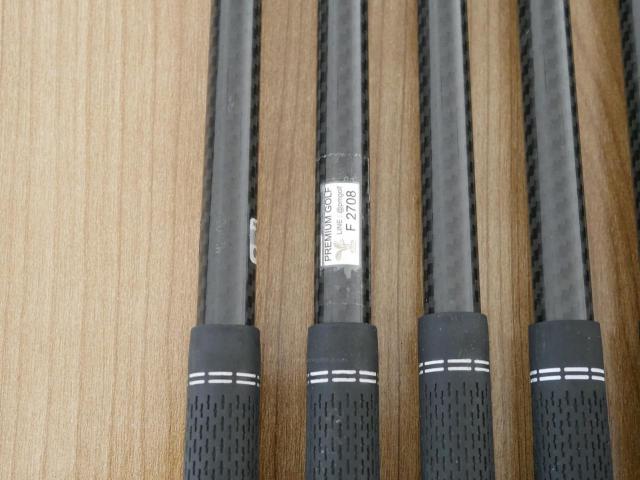 Iron set : Titleist : ชุดเหล็ก Titleist T400 (ตีง่ายที่สุด ไกลที่สุด ออกปี 2020) มีเหล็ก 7-Pw,43,49 (6 ชิ้น) ก้านกราไฟต์ Mitsubishi TENSEI 50 Flex R