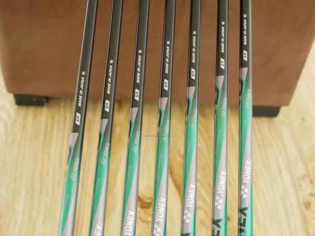 Iron set : Yonex : ชุดเหล็ก Yonex E-Zone Tri-G (รุ่นปี 2017 หน้าเด้ง ตีไกลมากๆ) มีเหล็ก 5-Pw,Sw (7 ชิ้น) ก้านกราไฟต์ Flex SR