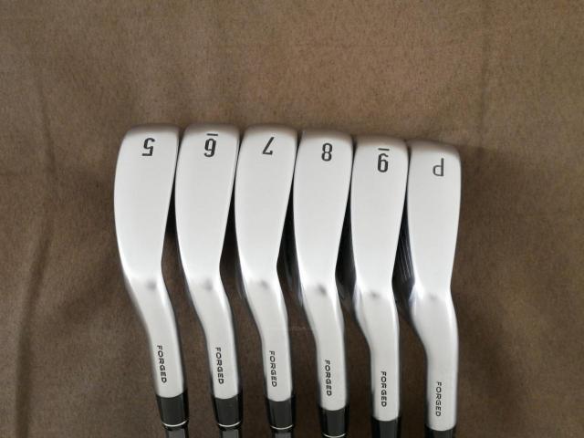 Iron set : Callaway : ชุดเหล็ก Callaway APEX DCB Forged (ปี 2022) มีเหล็ก 5-Pw (6 ชิ้น) ก้านกราไฟต์ Mitsubishi Diamana 55 Flex S