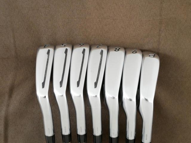Iron set : Taylormade : ชุดเหล็ก Taylormade PSI Forged มีเหล็ก 4-Pw (7 ชิ้น) ก้านเหล็ก Flex R