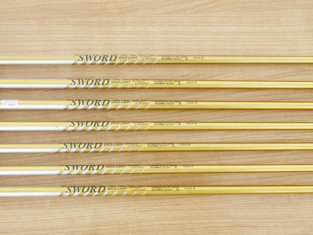 Iron set : Katana : ชุดเหล็กกระเทย Katana Sniper i (ตีง่ายมากๆ ไกลมากๆ) มีเหล็ก 5-Pw,Aw (7 ชิ้น เบอร์ 5 ตีระยะเท่าเหล็ก 4 ปกติ) ก้านกราไฟต์ Flex R
