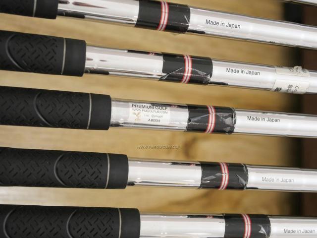Iron set : Taylormade : ชุดเหล็ก Taylormade R7 มีเหล็ก 5-Pw,Aw,Sw (8 ชิ้น) ก้านเหล็ก NS Pro 950 Flex R