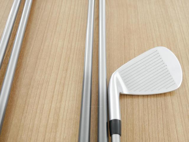 Iron set : Titleist : ชุดเหล็ก Titleist T200 Forged (รุ่นปี 2022 Japan Spec) มีเหล็ก 6-Pw (5 ชิ้น) ก้านกราไฟต์ Titleist 3D055 60 Flex SR