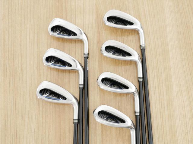 Iron set : XXIO : ชุดเหล็ก XXIO Cross (ออกปี 2019 ตีไกลที่สุดของที่สุดจาก XXIO หน้าเด้งสุดๆ) มีเหล็ก 7-Pw,Aw,Dw,Sw (7 ชิ้น ตีไกลกว่าปกติ 2 เบอร์) ก้านกราไฟต์ Flex R