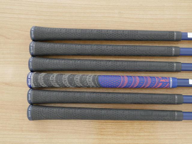 Iron set : Callaway : ชุดเหล็ก Callaway Paradym (รุ่นปี 2023 Japan Spec.) มีเหล็ก 5-Pw (6 ชิ้น) ก้านกราไฟต์ Fujikura VENTUS TR 5 Flex R
