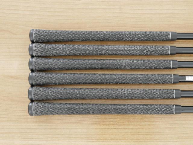 Iron set : Tourstage : ชุดเหล็ก Tourstage V300 (Forged) มีเหล็ก 5-Pw (6 ชิ้น) ก้านกราไฟต์ Flex R