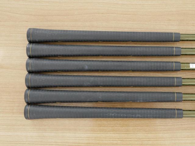 Iron set : Honma : ชุดเหล็ก Honma Beres IS-06 Forged (ปี 2019) มีเหล็ก 6-11 (6 ชิ้น เทียบเท่า 5-Pw) ก้าน ARMRQ X (47) Flex R (2 ดาว)