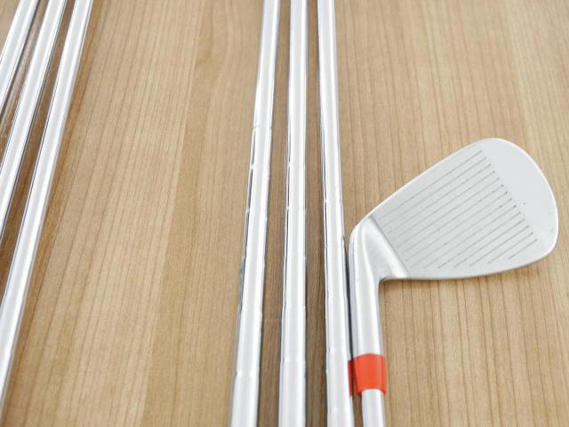 Iron set : Fourteen : ชุดเหล็ก Fourteen TC777 Forged มีเหล็ก 4-Pw (7 ชิ้น) ก้านเหล็ก NS Pro 950 NEO Flex R