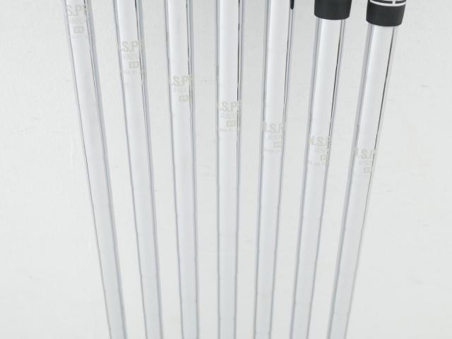 Iron set : Taylormade : ชุดเหล็ก Taylormade P760 Forged (ปี 2018 นุ่ม แน่น) มีเหล็ก 4-Pw (7 ชิ้น) ก้านเหล็ก NS Pro 950 Flex R