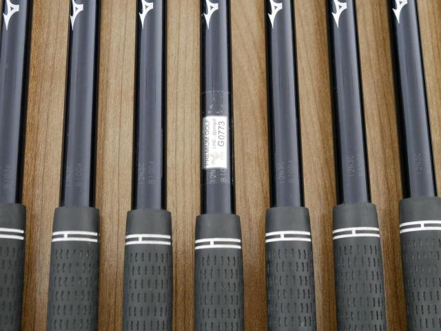 Iron set : Mizuno : ชุดเหล็ก Mizuno JPX 800 Forged มีเหล็ก 5-Pw,Gw,Sw (8 ชิ้น) ก้านกราไฟต์ Flex R