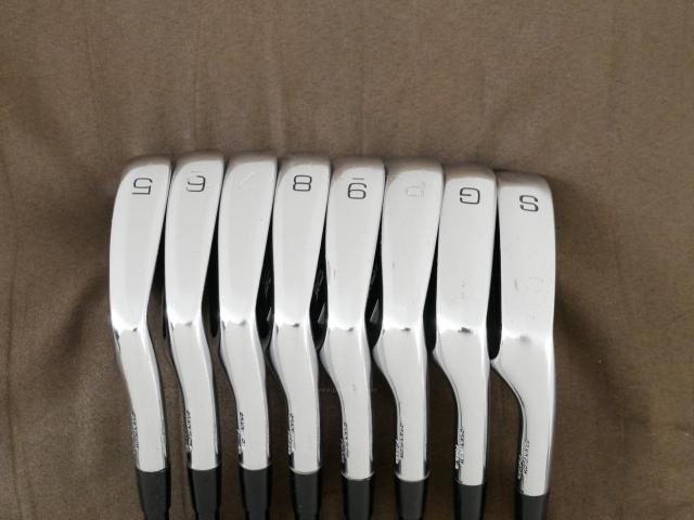 Iron set : Mizuno : ชุดเหล็ก Mizuno JPX 800 Forged มีเหล็ก 5-Pw,Gw,Sw (8 ชิ้น) ก้านกราไฟต์ Flex R