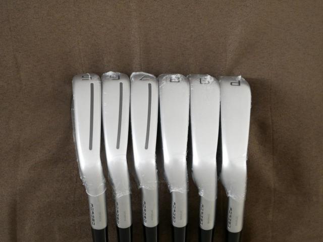 Iron set : Taylormade : **ของใหม่ ยังไม่แกะพลาสติก**ชุดเหล็ก Taylormade P770 Forged (รุ่นปี 2023 นุ่ม แน่น)  มีเหล็ก 5-Pw (6 ชิ้น) ก้านกราไฟต์ Mitsubishi Diamana Thump i95 Flex S