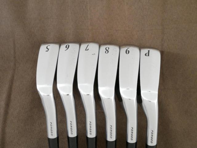 Iron set : Other Brand : ชุดเหล็ก Srixon Z545 Forged มีเหล็ก 5-Pw (6 ชิ้น) ก้านเหล็ก NS Pro 950 Flex R