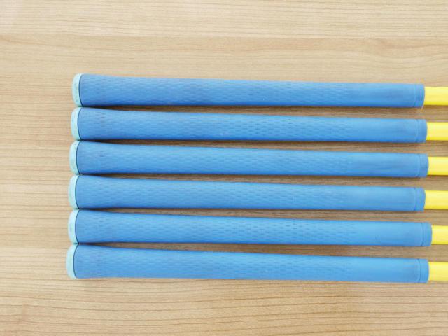 Iron set : Honma : ชุดเหล็ก Honma Bezeal 525 (ออกปี 2016 รุ่นนี้ใบใหญ่ที่สุดของ Honma) มีเหล็ก 6-11 (6 ชิ้น) ก้านกราไฟต์ Honma Vizard 48 Flex SR