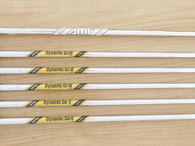 Iron set : Titleist : ชุดเหล็ก Titleist T100 Forged (รุ่นปี 2020) มีเหล็ก 5-Pw (6 ชิ้น) ก้านเหล็ก Dynamic Gold Tour Issue S200