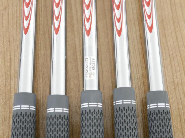 Iron set : Taylormade : ชุดเหล็ก Taylormade P770 Forged (รุ่นล่าสุด ออกปี 2024 นุ่ม แน่น) มีเหล็ก 6-Pw (5 ชิ้น) ก้านเหล็ก NS Pro Modus 105 Flex S