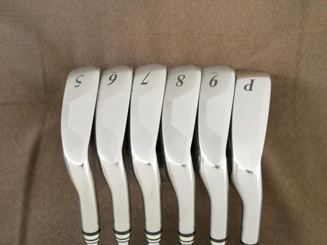 Iron set : XXIO : ชุดเหล็ก XXIO 7 (ตีง่ายมาก ไกล) มีเหล็ก 5-Pw (6 ชิ้น) ก้านเหล็ก NS Pro 920 Flex R