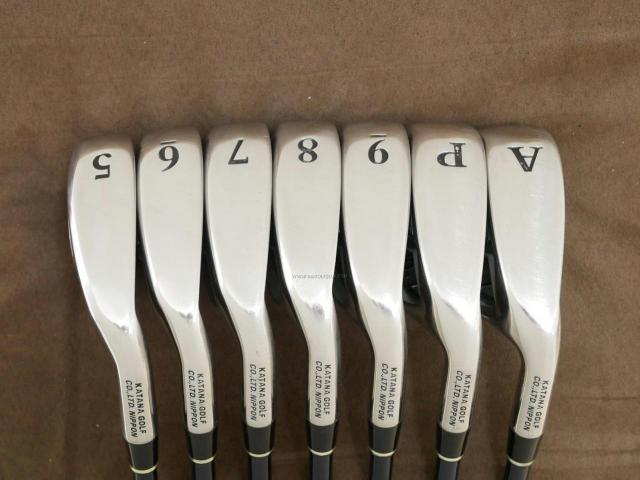 Iron set : Katana : ชุดเหล็ก Katana Voltio III LC (ใบใหญ่ หน้าเด้ง ง่าย ไกล) มีเหล็ก 5-Pw,Aw (7 ชิ้น) ก้าน Tour AD VL-5 Flex R