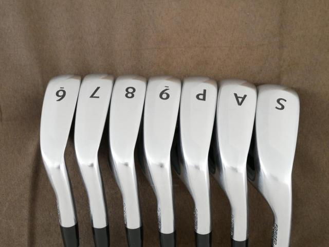 Iron set : Titleist : ชุดเหล็ก Titleist VG3 Type D Forged (ปี 2017 Japan Spec. ตีง่ายและไกลที่สุดของ Titleist) มีเหล็ก 6-Pw,Aw,Sw (7 ชิ้น) ก้านเหล็ก NS Pro 950 Flex S