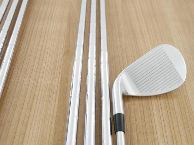 Iron set : Titleist : ชุดเหล็ก Titleist VG3 Type D Forged (ปี 2017 Japan Spec. ตีง่ายและไกลที่สุดของ Titleist) มีเหล็ก 6-Pw,Aw,Sw (7 ชิ้น) ก้านเหล็ก NS Pro 950 Flex S