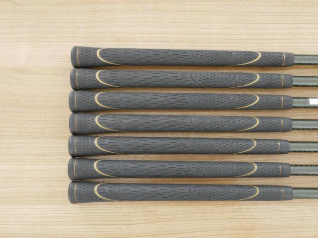 Iron set : Honma : ชุดเหล็ก Honma Beres IS-02 (หน้าเด้ง Forged) มีเหล็ก 6-11,Sw (7 ชิ้น เทียบเท่า 5-Pw,Sw) ก้าน ARMRQ 6 (45) Flex R (2 ดาว)