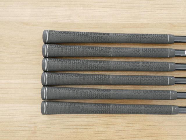 Iron set : PRGR : ชุดเหล็กกระเทย PRGR NEW Egg (ปี 2020 ตีง่ายและไกลมากๆ เด้งสุดๆ COR 0.82) มีเหล็ก 7-Pw,Aw,Sw (6 ชิ้น) ก้านกราไฟต์ M-37 Flex R