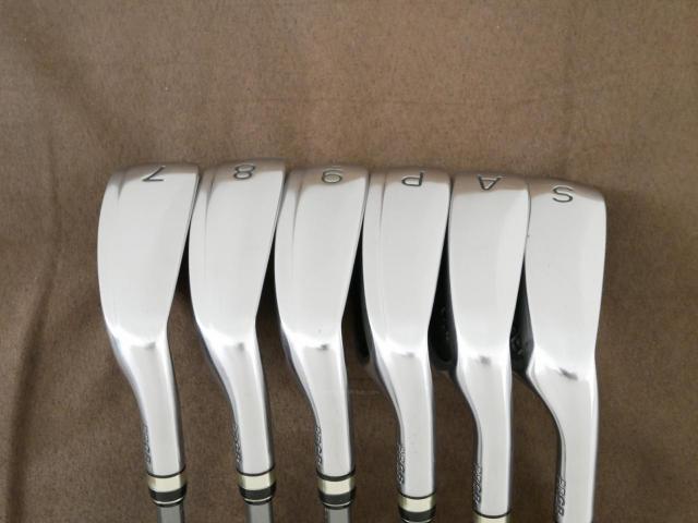 Iron set : PRGR : ชุดเหล็กกระเทย PRGR NEW Egg (ปี 2020 ตีง่ายและไกลมากๆ เด้งสุดๆ COR 0.82) มีเหล็ก 7-Pw,Aw,Sw (6 ชิ้น) ก้านกราไฟต์ M-37 Flex R