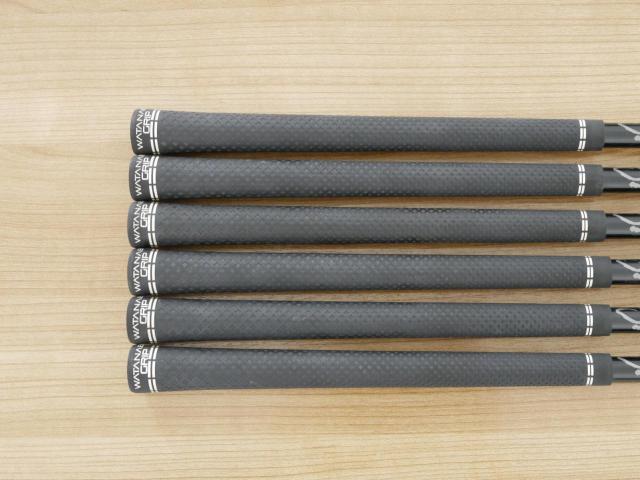 Iron set : Epon : ชุดเหล็ก EPON AF-306 Forged (รุ่นปี 2023) มีเหล็ก 5-Pw (6 ชิ้น) ก้านกราไฟต์ Mitsubishi Diamana Thump i95 Flex S