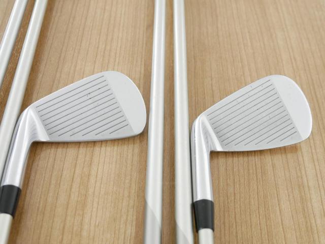 Iron set : Other Brand : ชุดเหล็ก A Grind Forged (นุ่มมากๆ หายากมากๆ) มีเหล็ก 5-Pw (6 ชิ้น) ก้านกราไฟต์ Fujikura MCI 110 Flex S