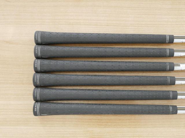Iron set : Fourteen : ชุดเหล็ก Fourteen TC544 Forged (ปี 2018 นุ่มมากๆ) มีเหล็ก 6-Pw,Aw (6 ชิ้น) ก้านกราไฟต์ Flex R