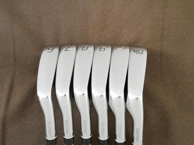 Iron set : Fourteen : ชุดเหล็ก Fourteen TC544 Forged (ปี 2018 นุ่มมากๆ) มีเหล็ก 6-Pw,Aw (6 ชิ้น) ก้านกราไฟต์ Flex R