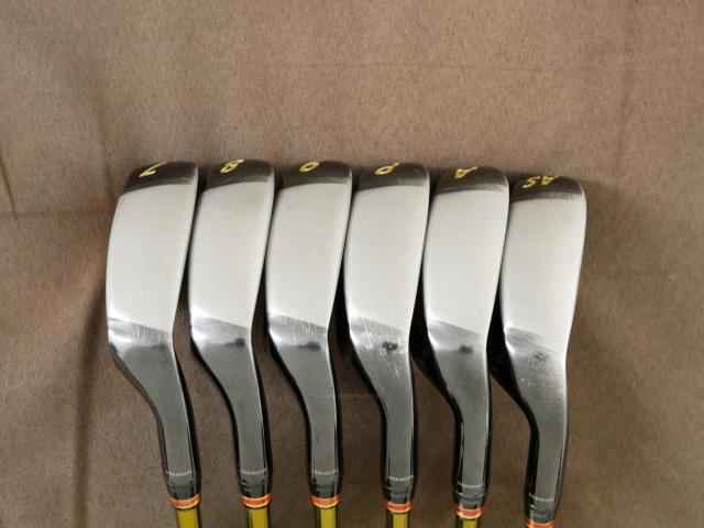Iron set : Tsuruya : ชุดเหล็ก Tsuruya AXEL Gold Premium IV (รุ่นปี 2021 ของใหม่ 7 หมื่นกว่าบาท หน้าเด้งสุดๆ ไกลสุดๆๆ) มีเหล็ก 7-Pw,Aw,As (6 ชิ้น) ก้านกราไฟต์ Flex R (Light Weight)
